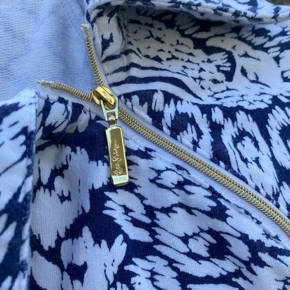 Lilly Pulitzer Navy and White Printed Hooded Sweatshirt - Picture 4 of 6